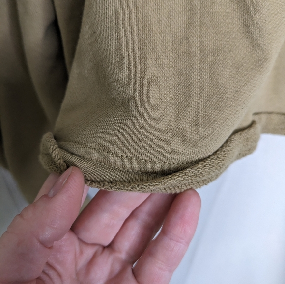 Beams Heart Cropped Sweatshirt - Picture 2 of 8